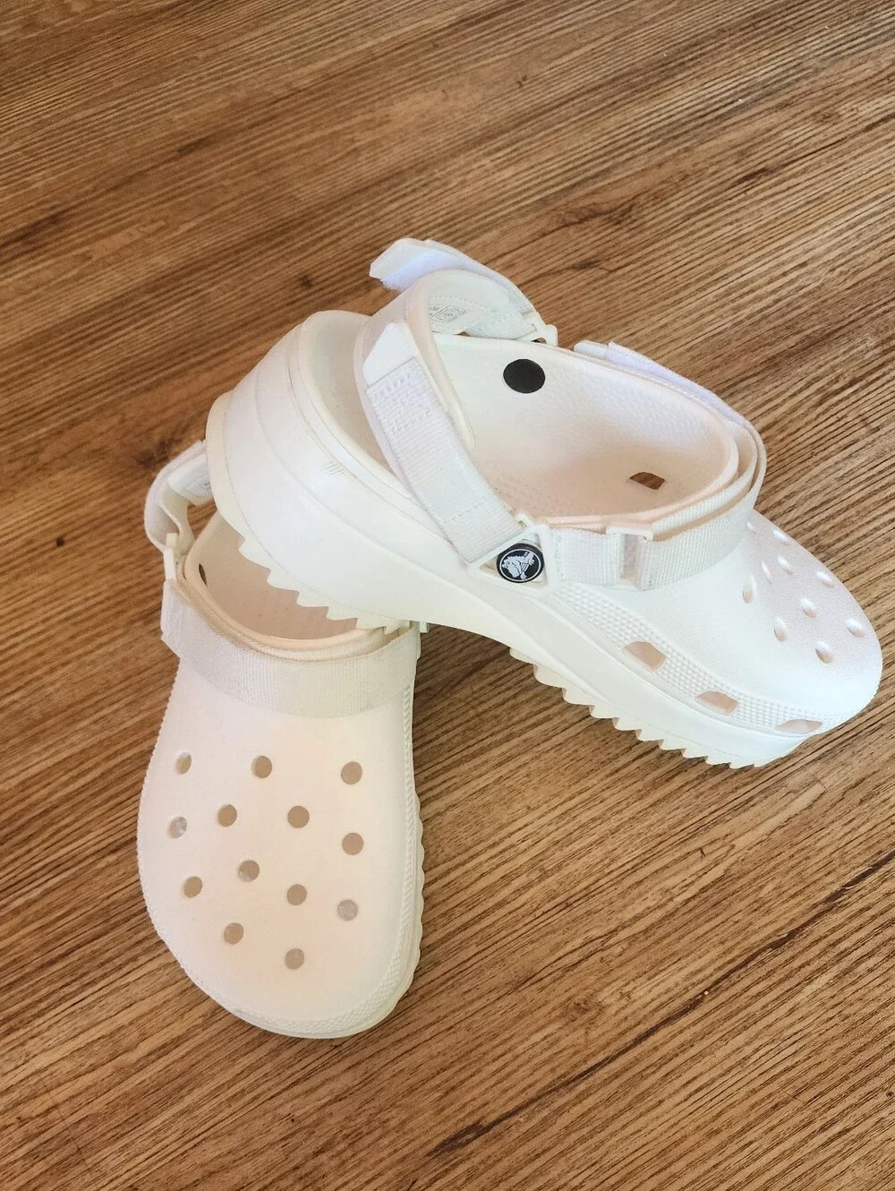 Size7 Men's 9. Women's CROCS  Classic Platform Clog - White